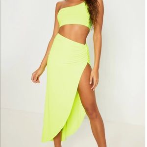 PrettyLittleThing Neon Yellow Two-piece